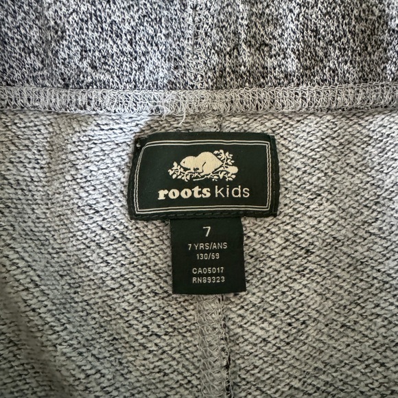 Roots sweatpants size 8  kids - Picture 3 of 4